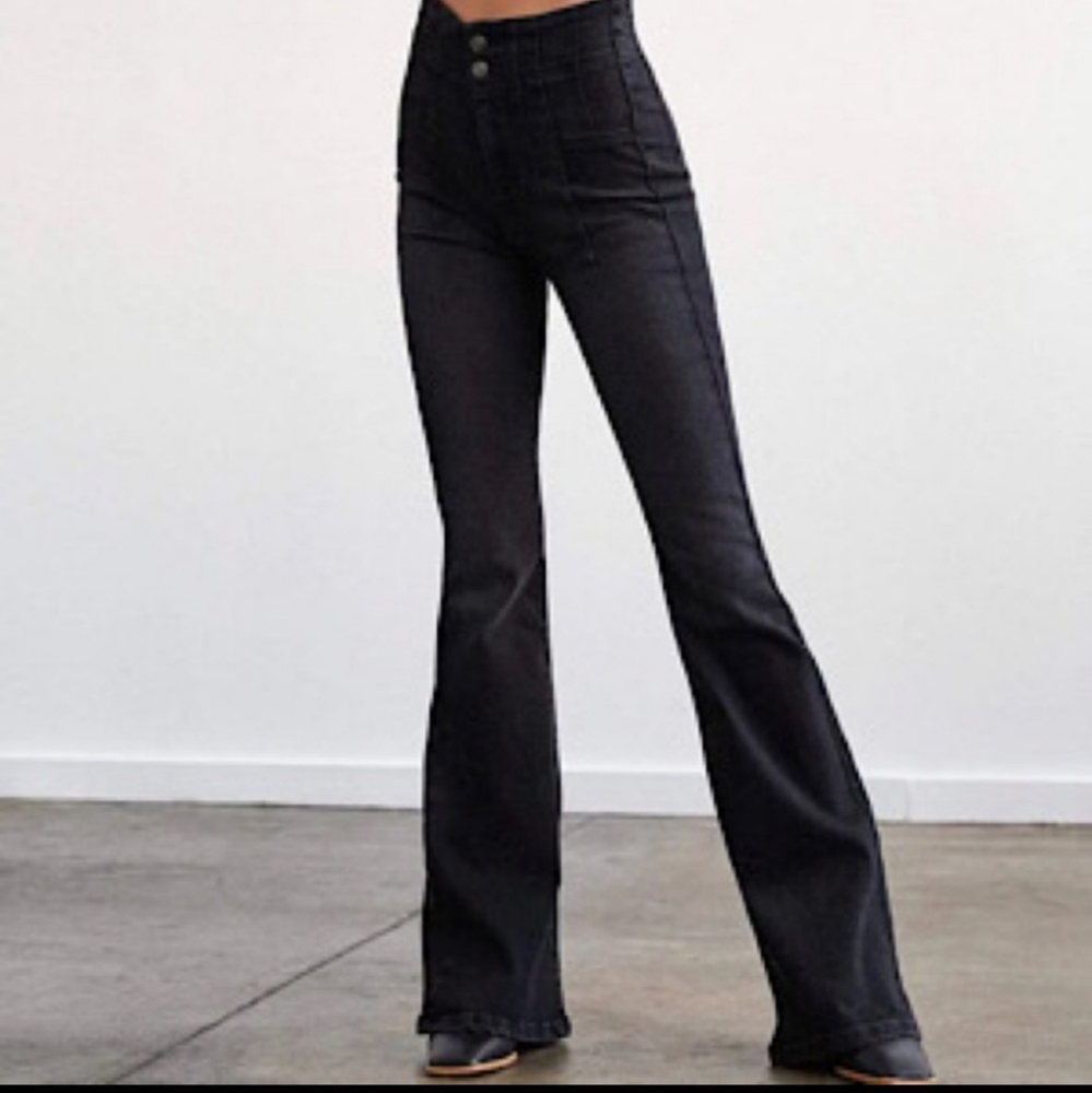Free People We The Free Black Jayde Flare Stretch Jean Size 28